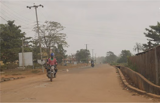 Barnsjukhus i Sierra Leone 3 Trafik på väg i Sierra Leone